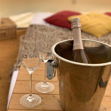 Home Farm Radnage Glamping Bell Tent 2, With Log Burner And Fire Pit Ngoại thất bức ảnh